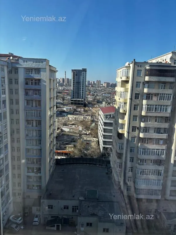 Satılır 3 otaqlı yeni tikili 140 m²