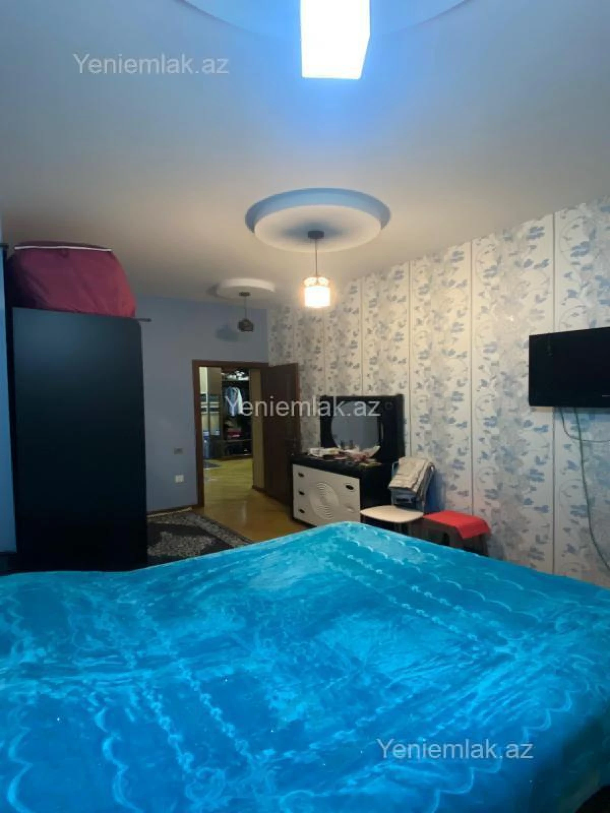 Satılır 3 otaqlı yeni tikili 110 m²