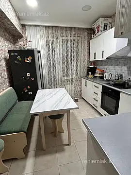 Satılır 3 otaqlı yeni tikili 110 m²