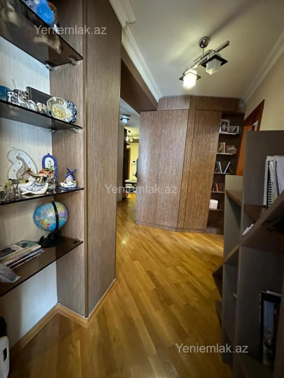 Satılır 2 otaqlı yeni tikili 98 m²