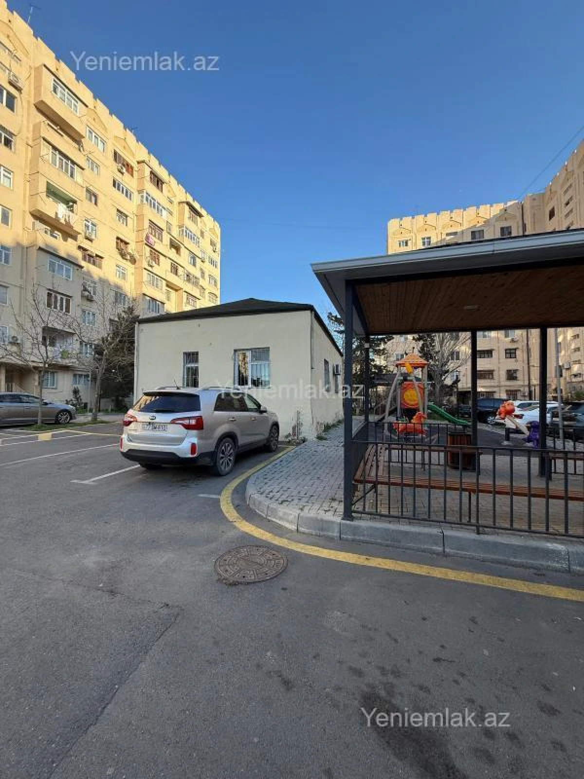 Satılır 3 otaqlı köhnə tikili 80 m²