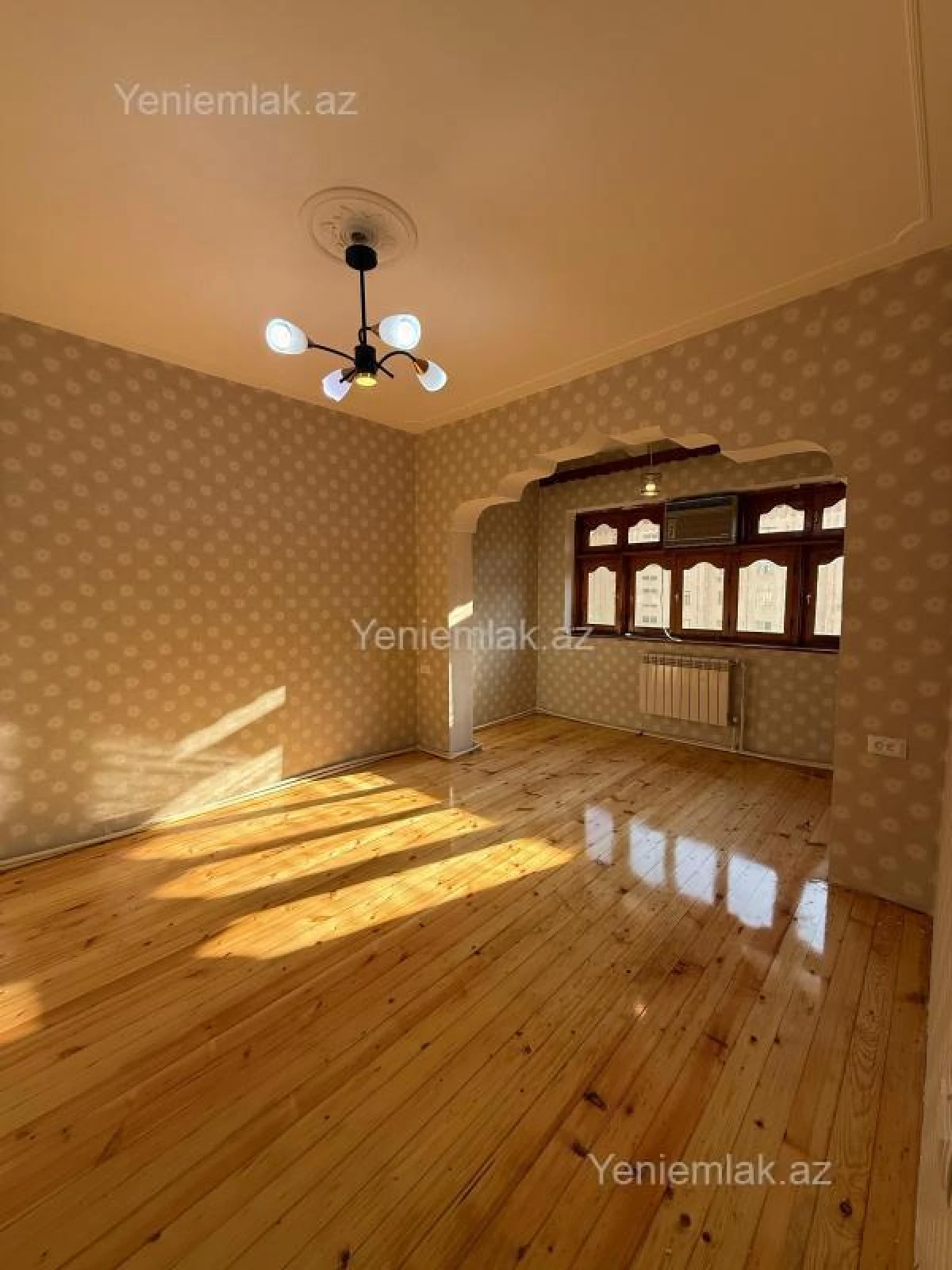 Satılır 3 otaqlı köhnə tikili 80 m²