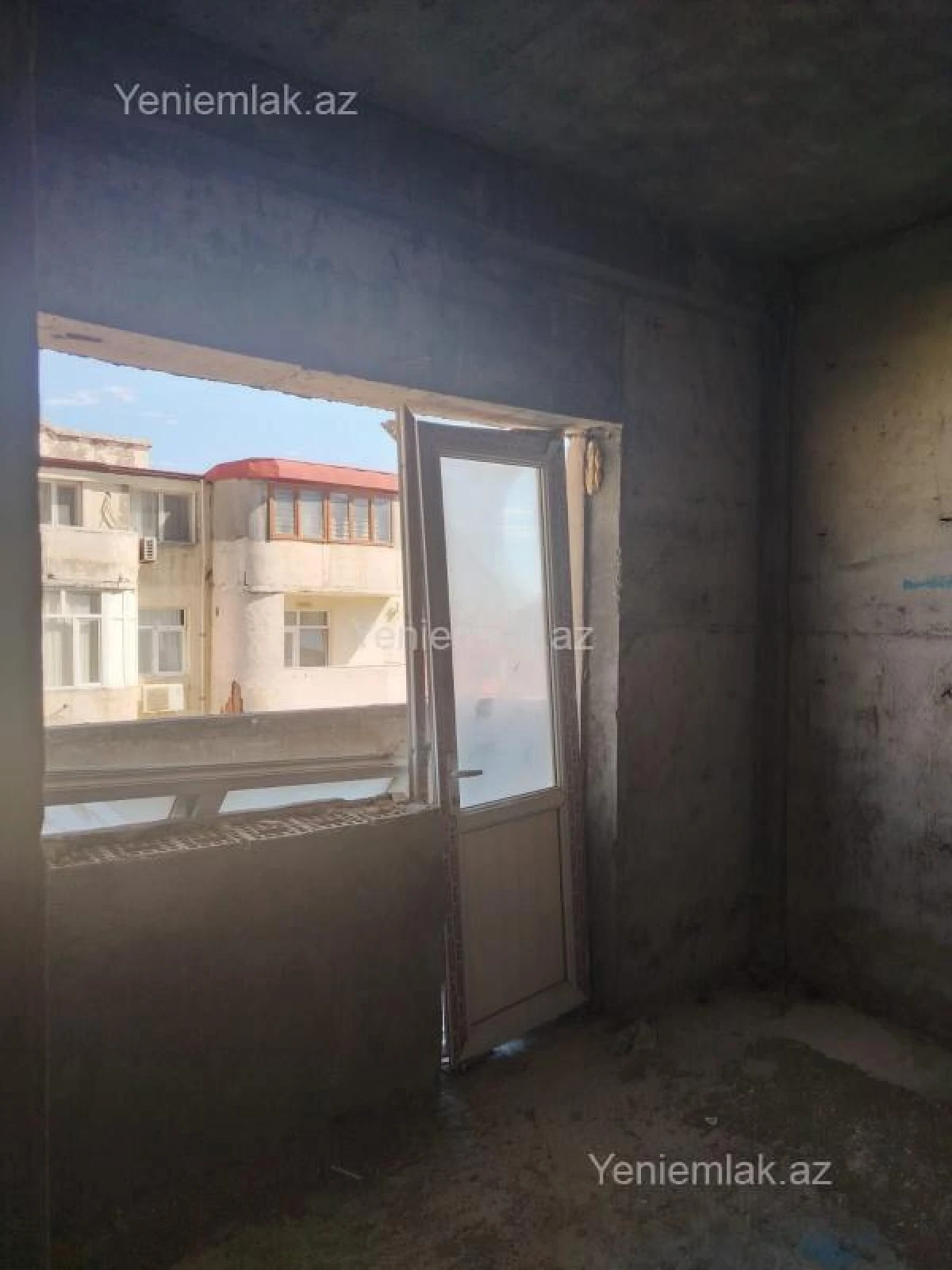 Satılır 2 otaqlı yeni tikili 140 m²