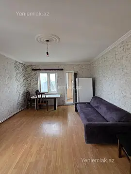 Satılır 2 otaqlı köhnə tikili 45 m²