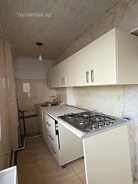Satılır 2 otaqlı köhnə tikili 45 m²