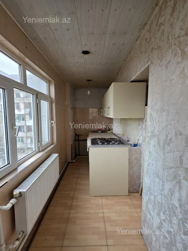 Satılır 2 otaqlı köhnə tikili 45 m²