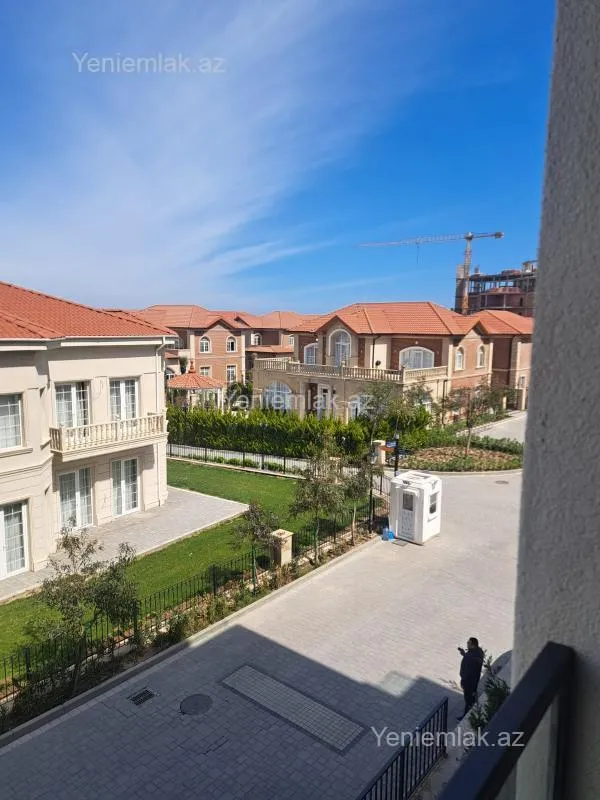 Satılır 2 otaqlı yeni tikili 86 m²