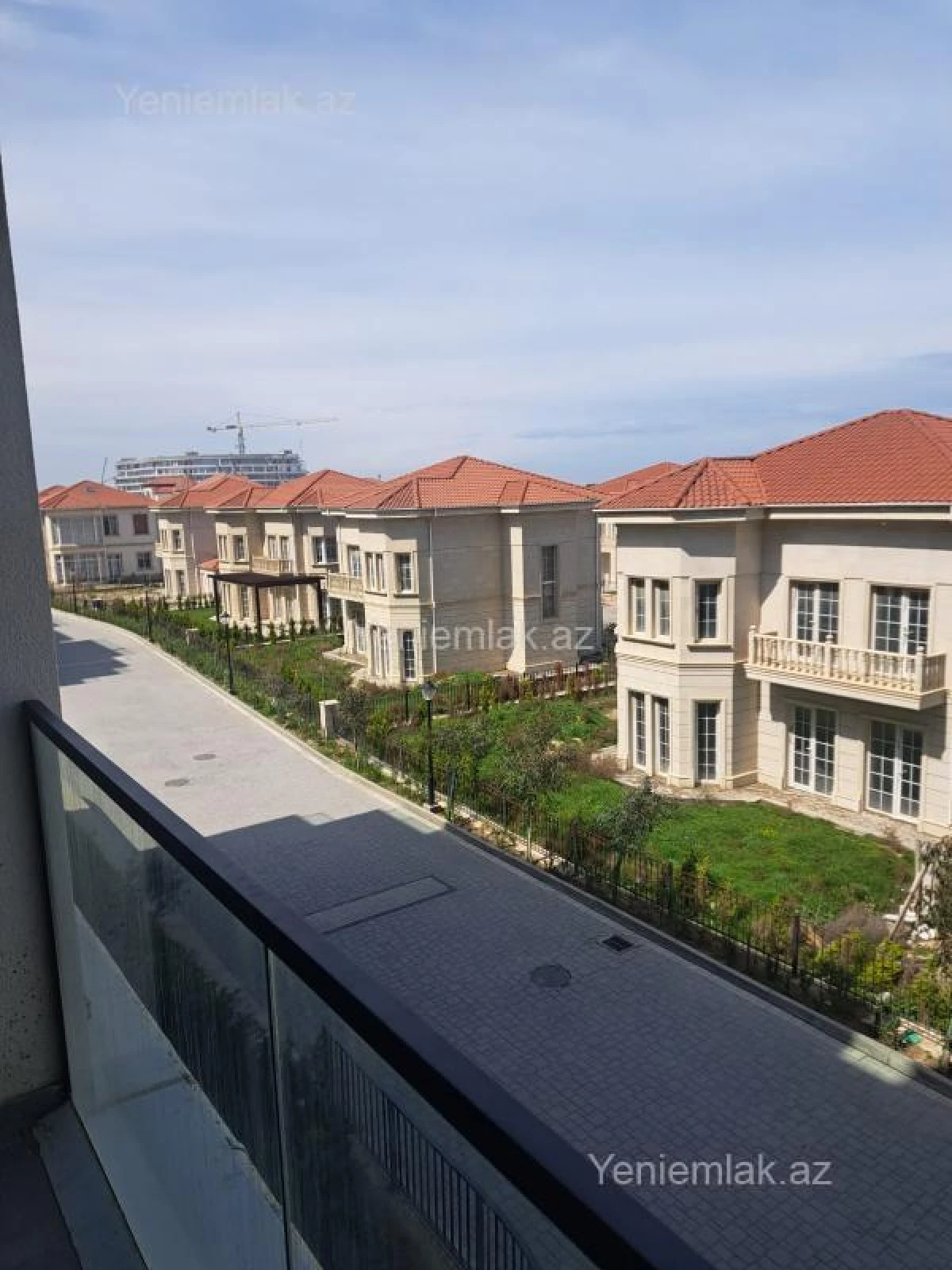 Satılır 2 otaqlı yeni tikili 86 m²