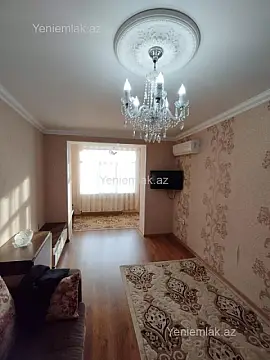 Satılır 2 otaqlı köhnə tikili 55 m²