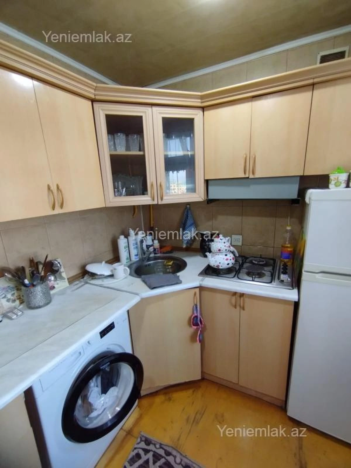 Satılır 2 otaqlı köhnə tikili 55 m²