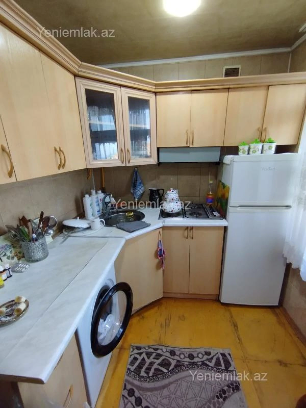 Satılır 2 otaqlı köhnə tikili 55 m²