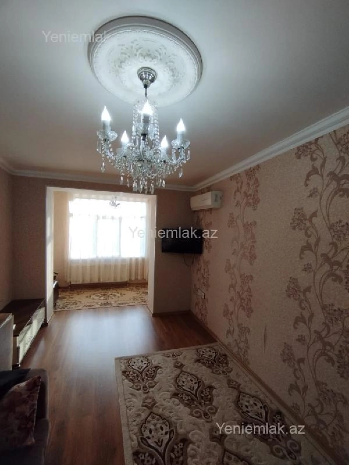 Satılır 2 otaqlı köhnə tikili 55 m²