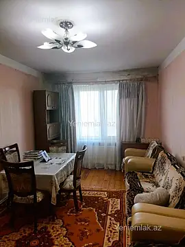 Satılır 3 otaqlı köhnə tikili 75 m²