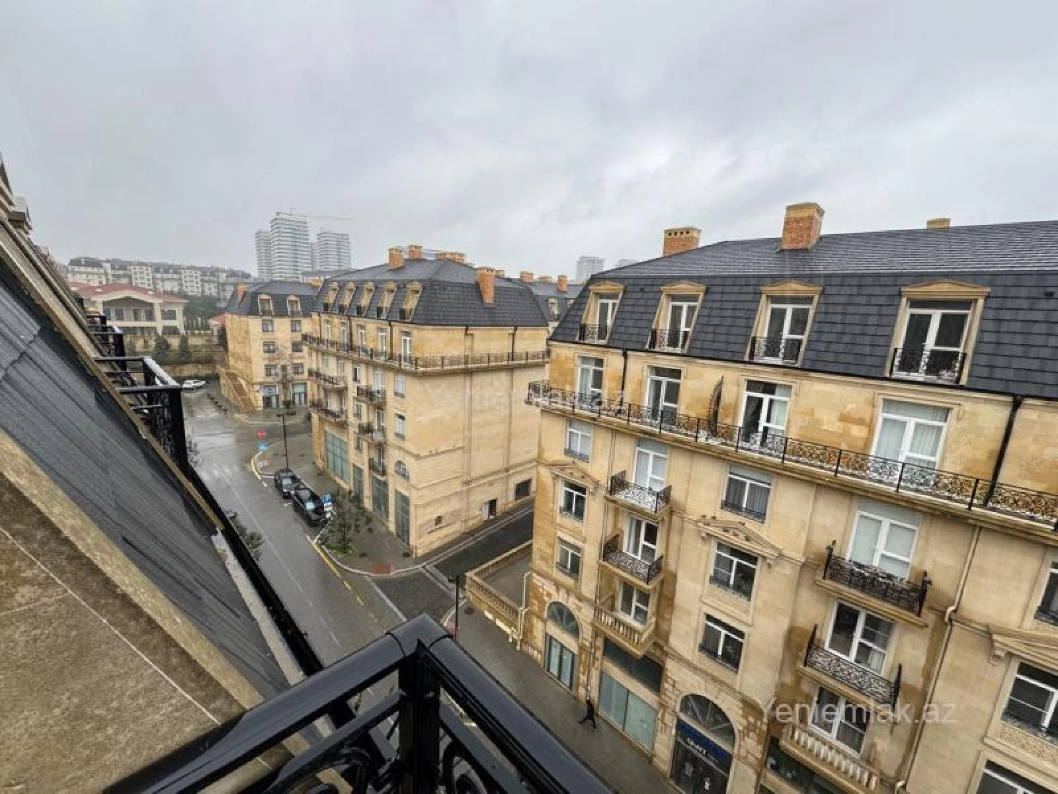 Satılır 3 otaqlı yeni tikili 90 m²