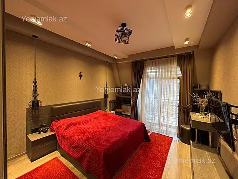 Satılır 3 otaqlı yeni tikili 90 m²