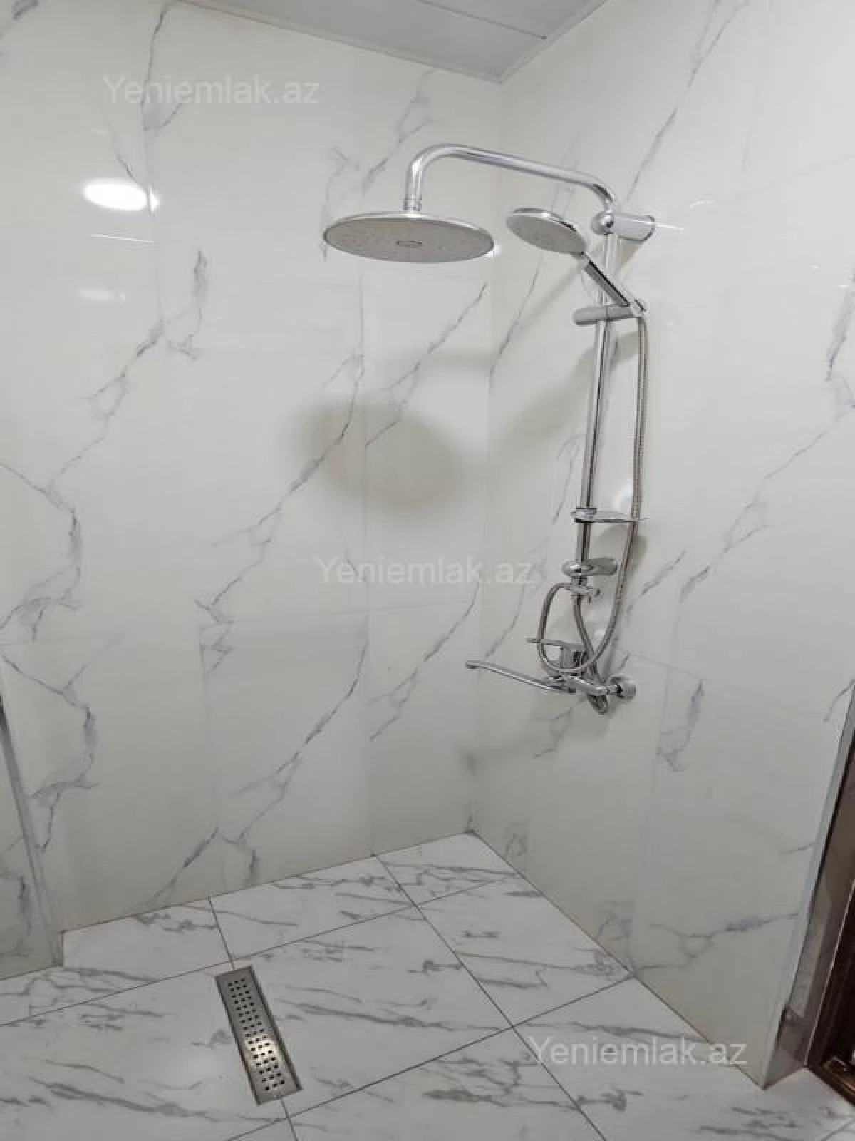 Satılır 3 otaqlı yeni tikili 106 m²