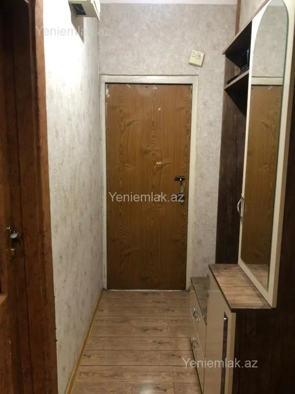 Satılır 3 otaqlı köhnə tikili 55 m²