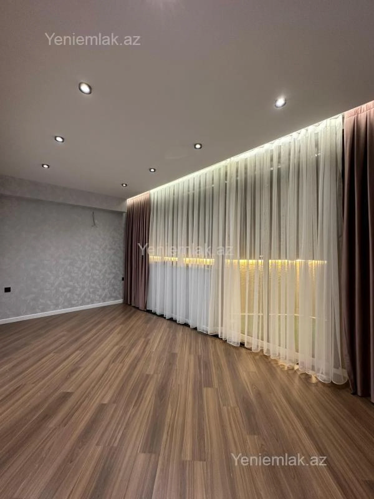 Satılır 2 otaqlı yeni tikili 90 m²