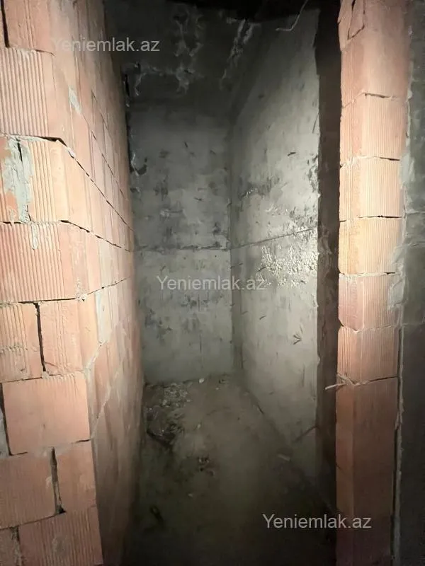 Satılır 2 otaqlı yeni tikili 82 m²