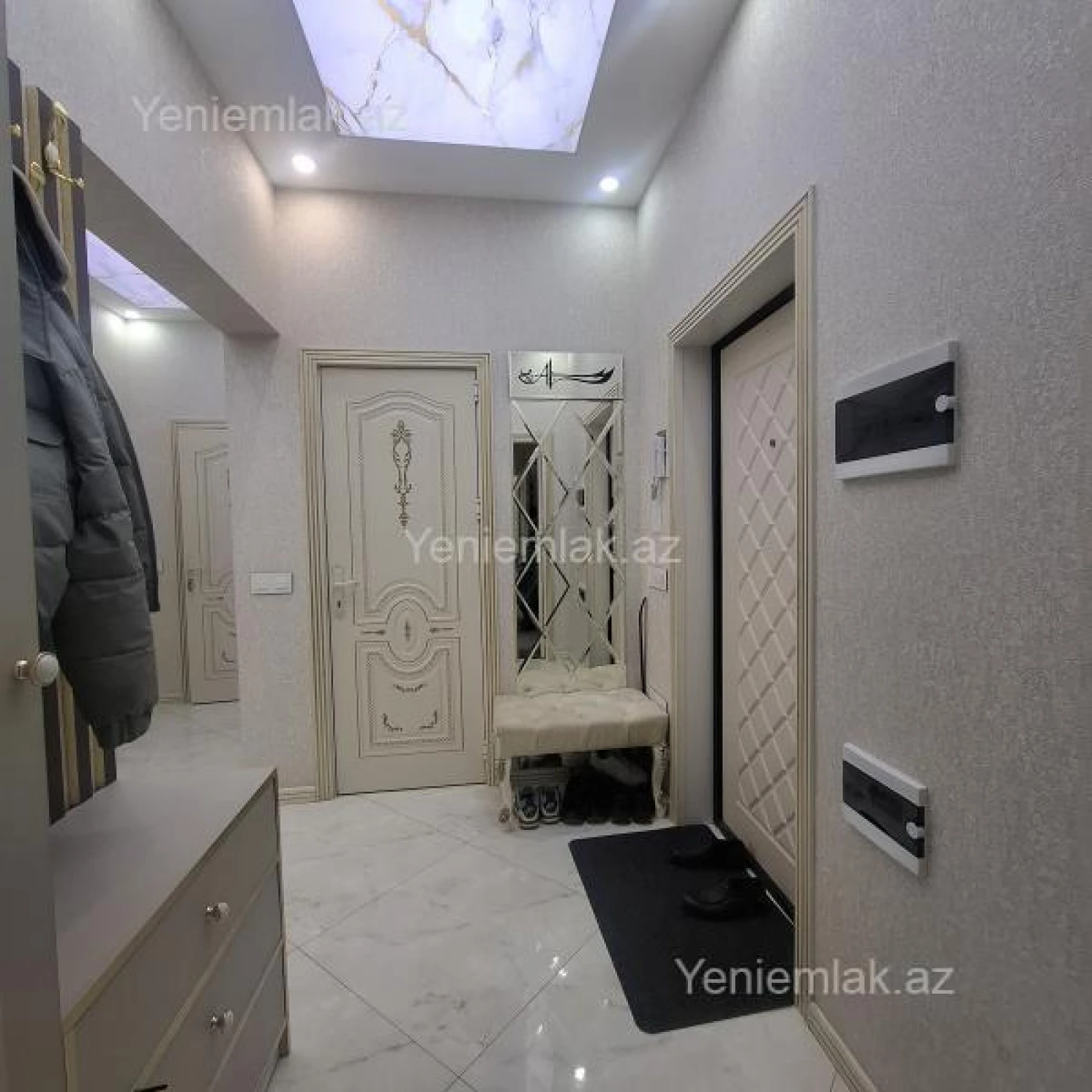 Satılır 3 otaqlı yeni tikili 92 m²
