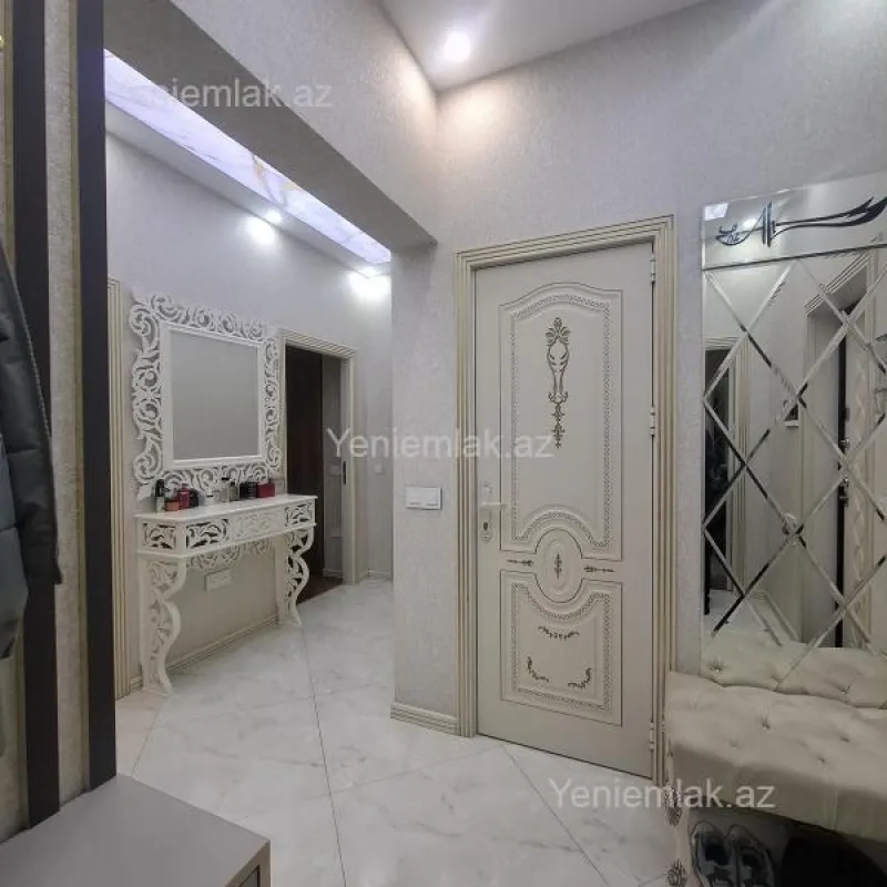 Satılır 3 otaqlı yeni tikili 92 m²