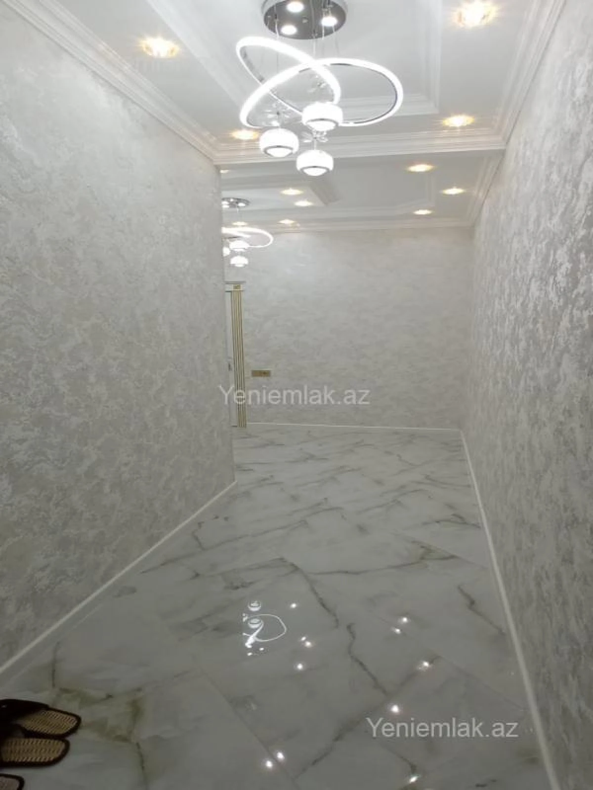 Satılır 2 otaqlı yeni tikili 67 m²