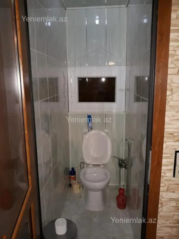 Satılır 3 otaqlı köhnə tikili 82 m²