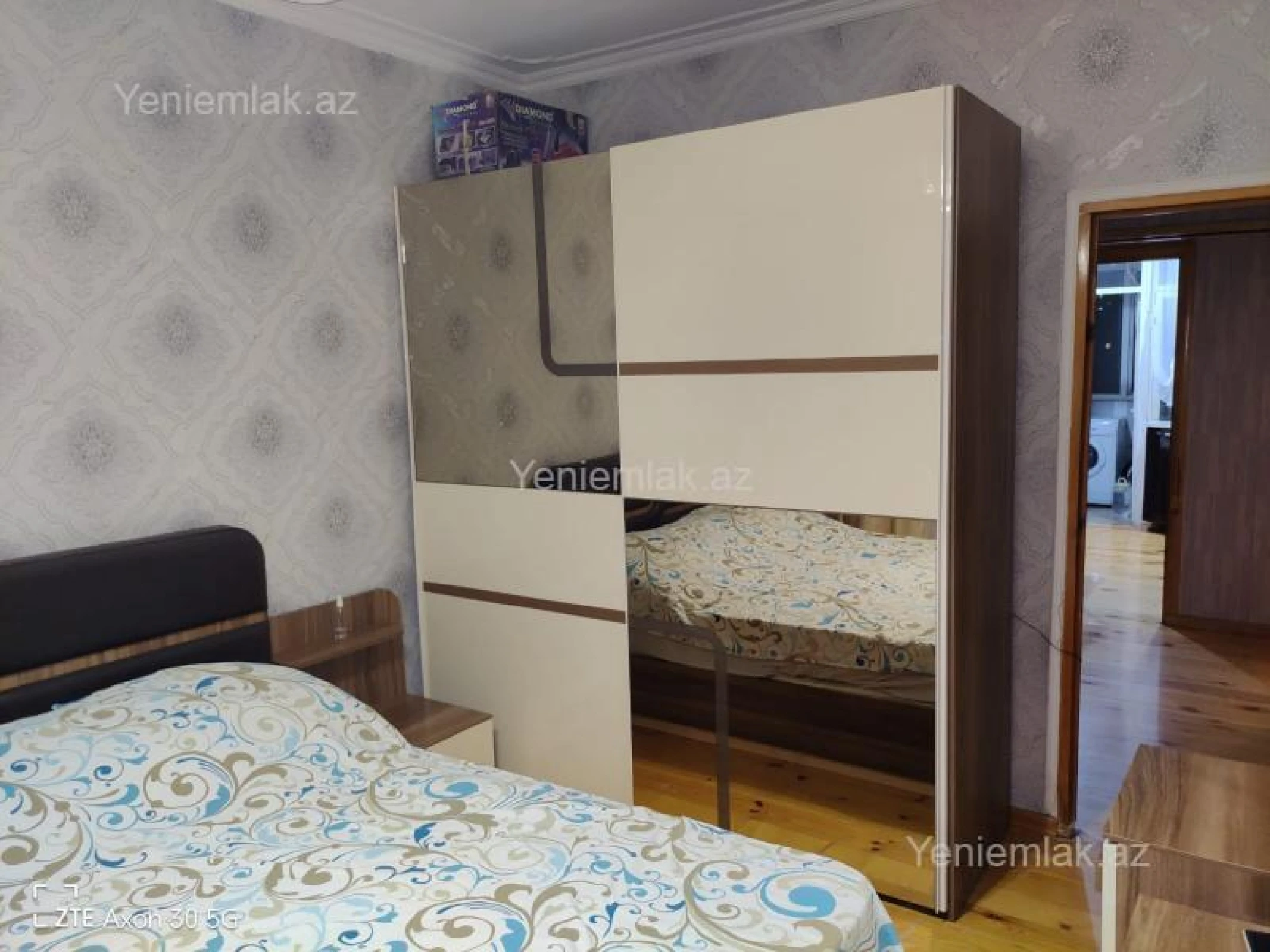 Satılır 3 otaqlı köhnə tikili 82 m²