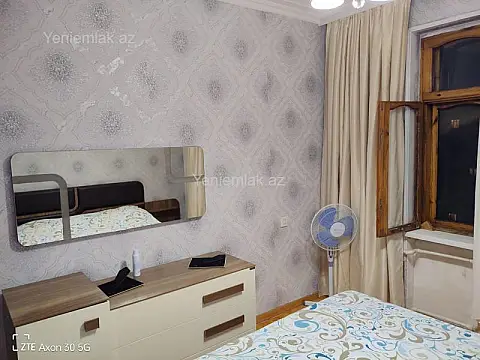Satılır 3 otaqlı köhnə tikili 82 m²