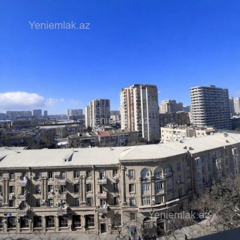 Satılır 3 otaqlı yeni tikili 160 m²