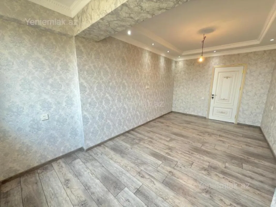 Satılır 3 otaqlı yeni tikili 120 m²