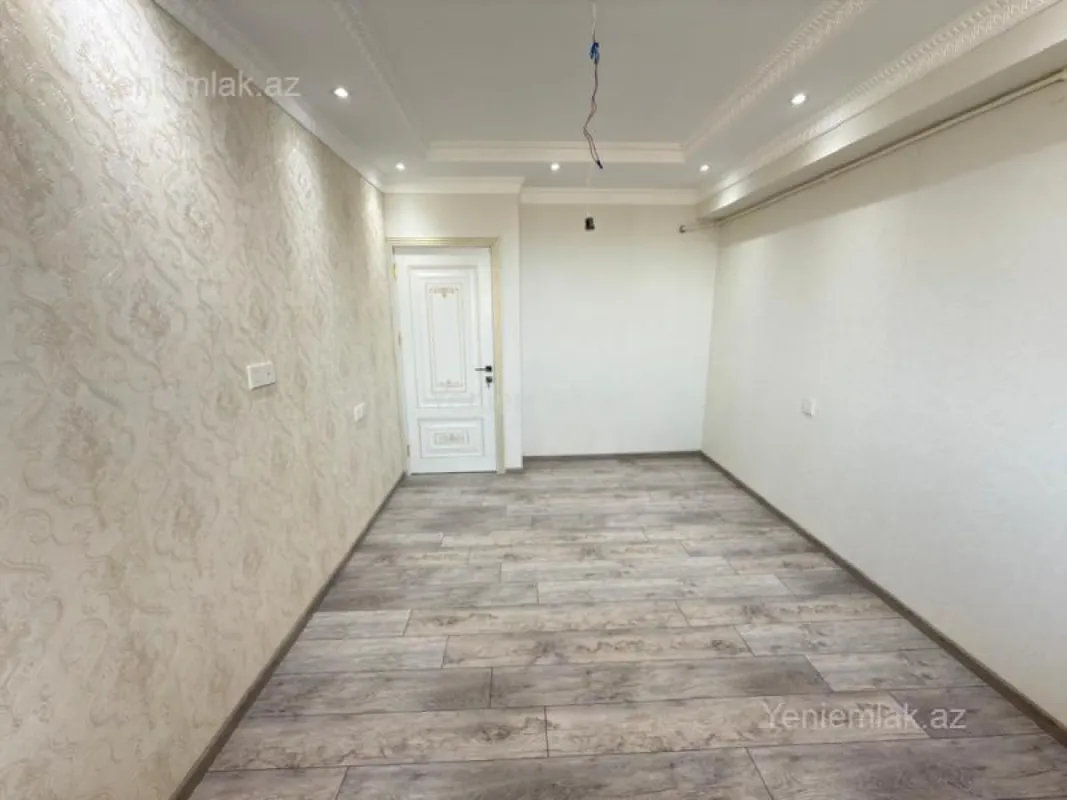 Satılır 3 otaqlı yeni tikili 120 m²