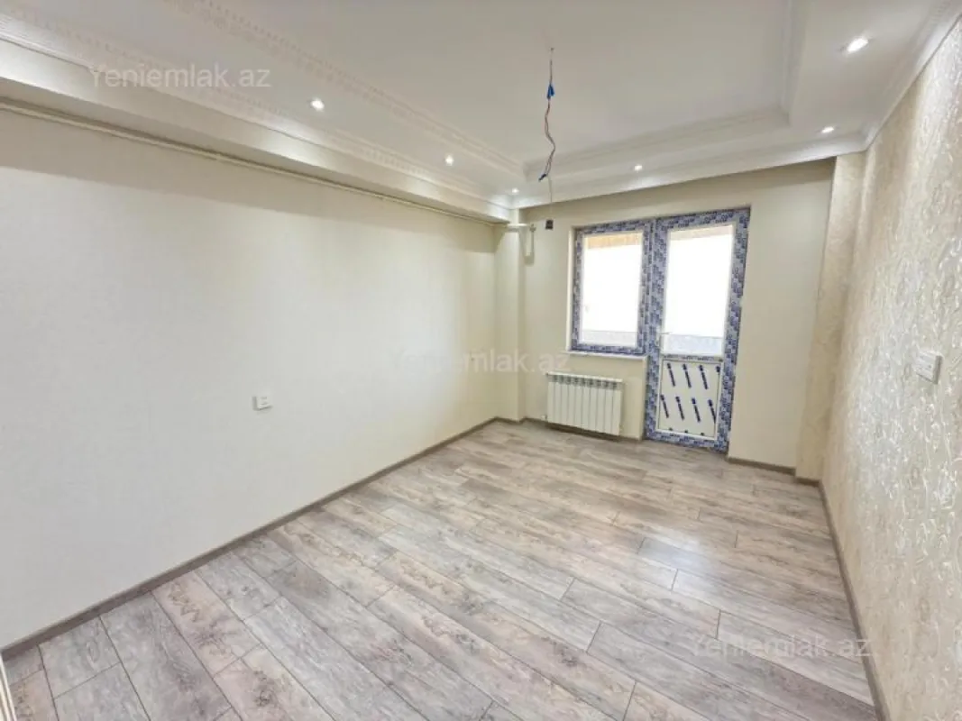 Satılır 3 otaqlı yeni tikili 120 m²