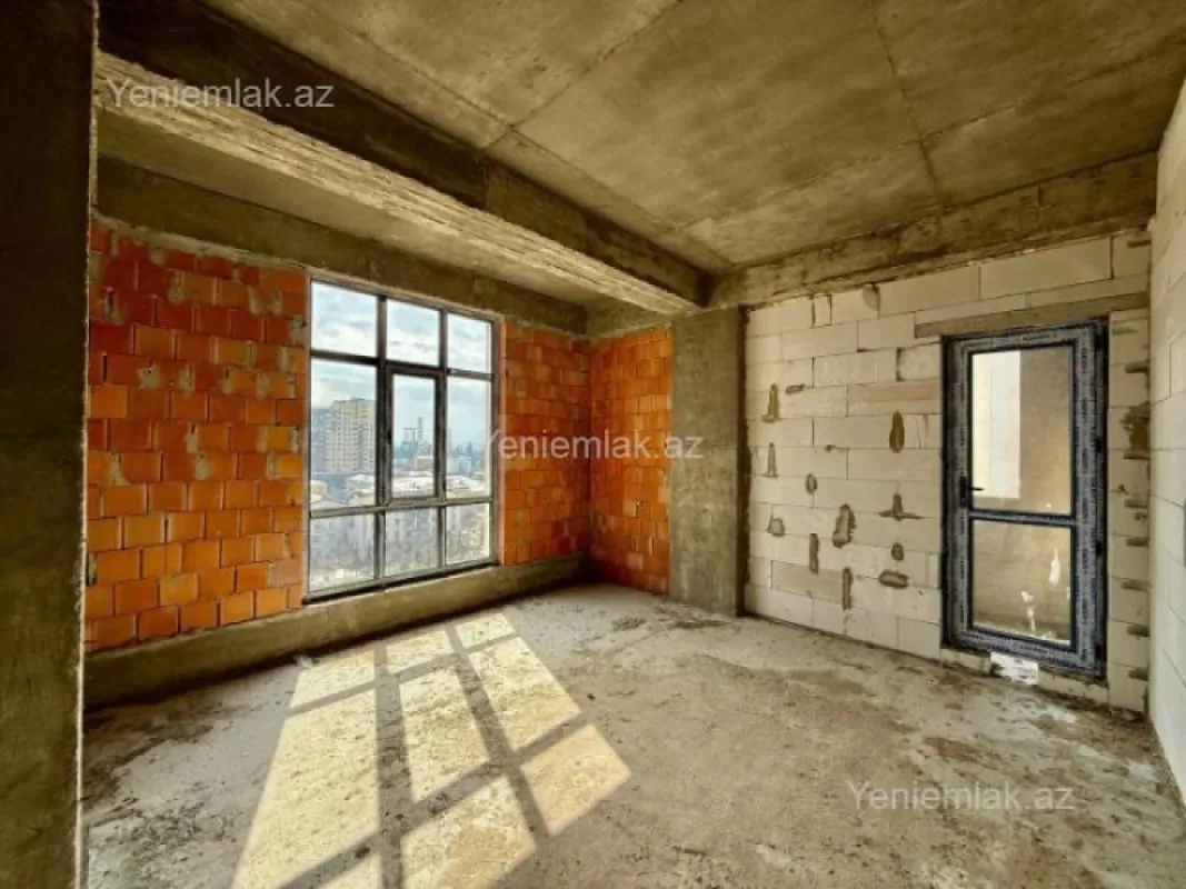 Satılır 3 otaqlı yeni tikili 86 m²