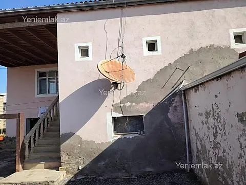 Satılır 5 otaqlı həyət evi 110 m²