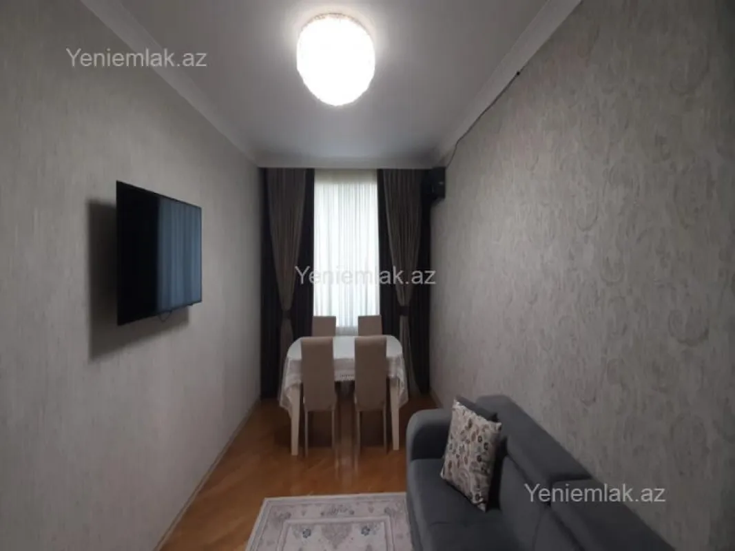 Satılır 3 otaqlı köhnə tikili 85 m²