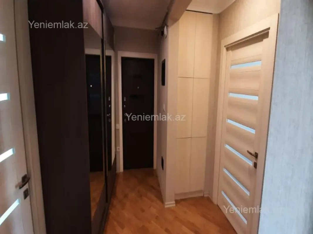 Satılır 3 otaqlı köhnə tikili 85 m²