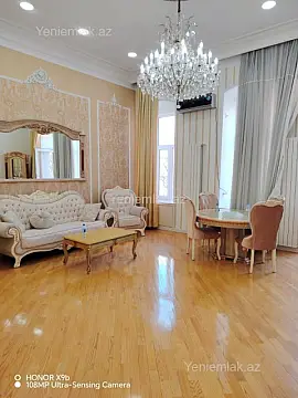 Satılır 3 otaqlı köhnə tikili 105.5 m² — Bakı, Səbail 3 otaq 105.50 m²