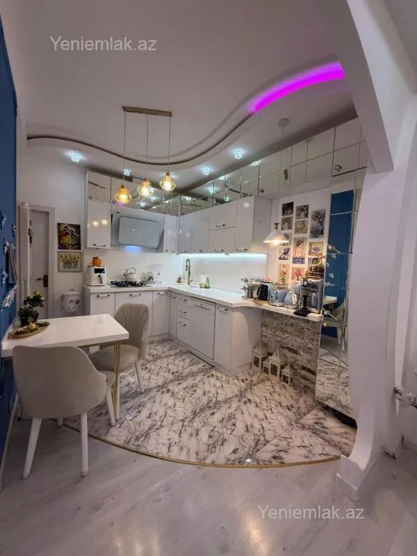 Satılır 3 otaqlı yeni tikili 94 m²
