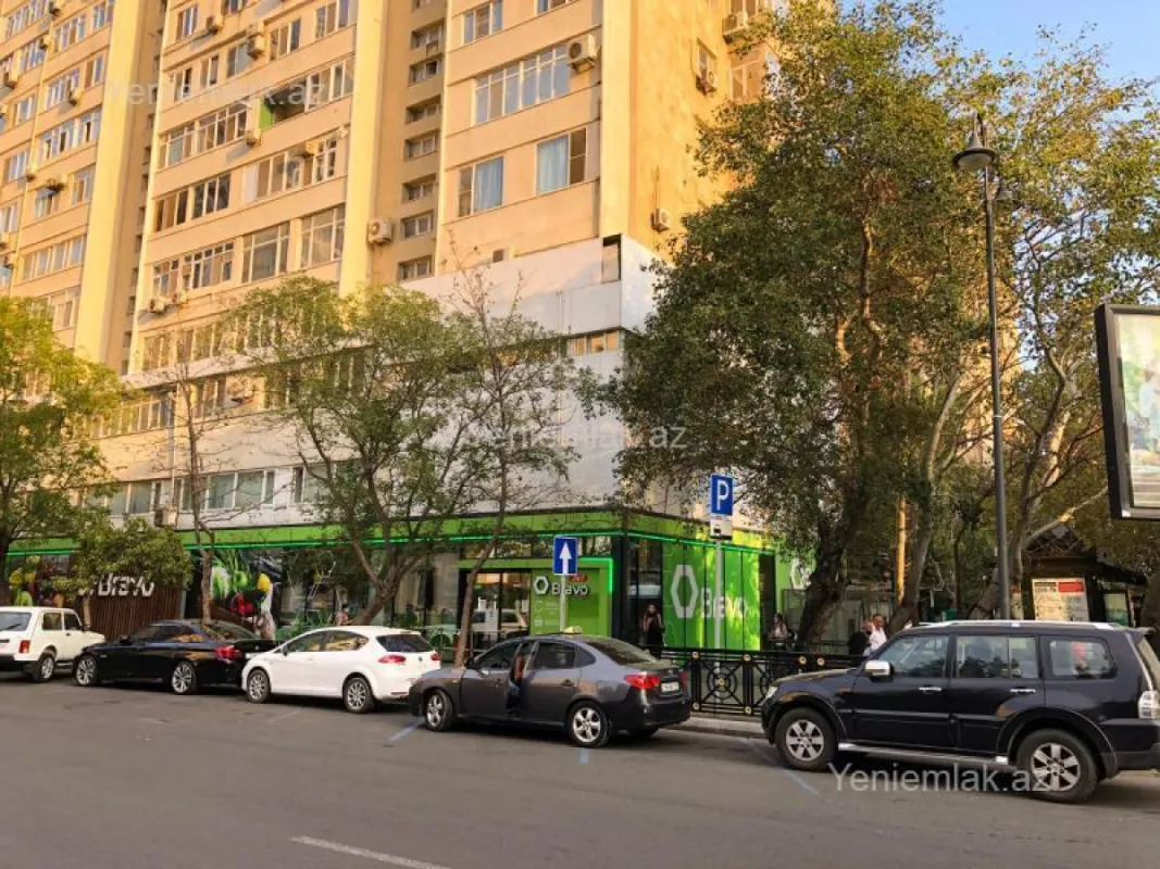 Satılır 3 otaqlı yeni tikili 100.5 m²