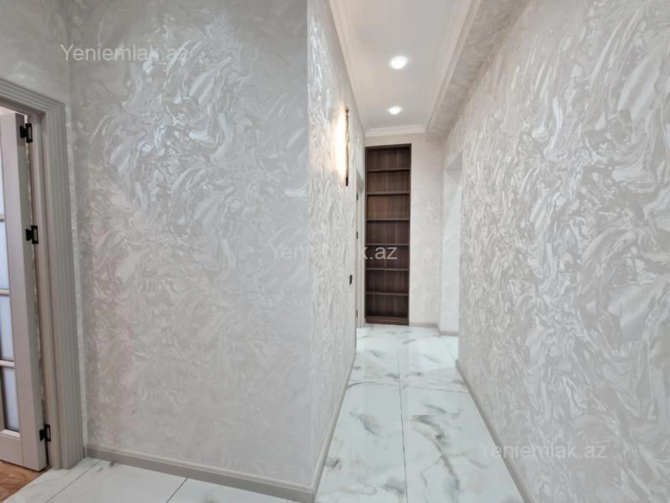 Satılır 3 otaqlı yeni tikili 92 m²