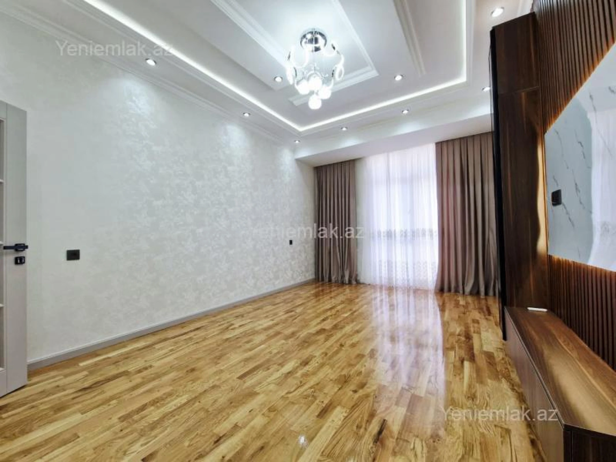 Satılır 3 otaqlı yeni tikili 92 m²