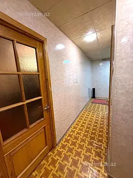 Satılır 2 otaqlı köhnə tikili 55 m²