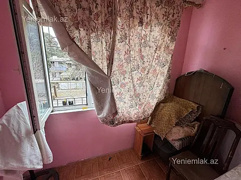 Satılır 1 otaqlı köhnə tikili 51 m²