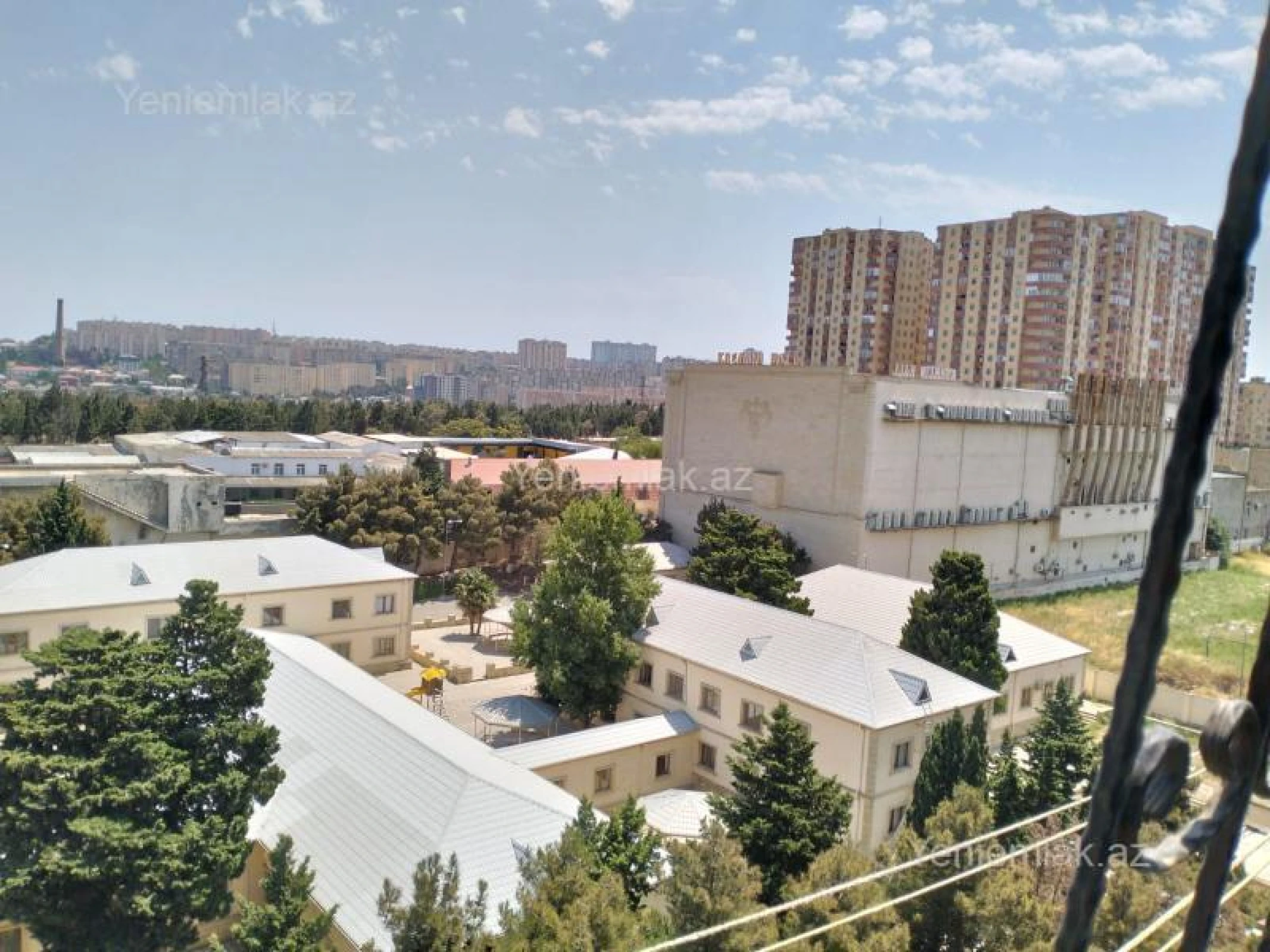 Satılır 5 otaqlı köhnə tikili 100 m²