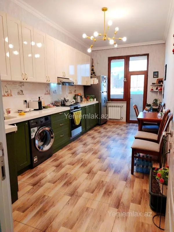 Satılır 5 otaqlı yeni tikili 160.5 m²