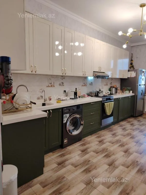 Satılır 5 otaqlı yeni tikili 160.5 m²