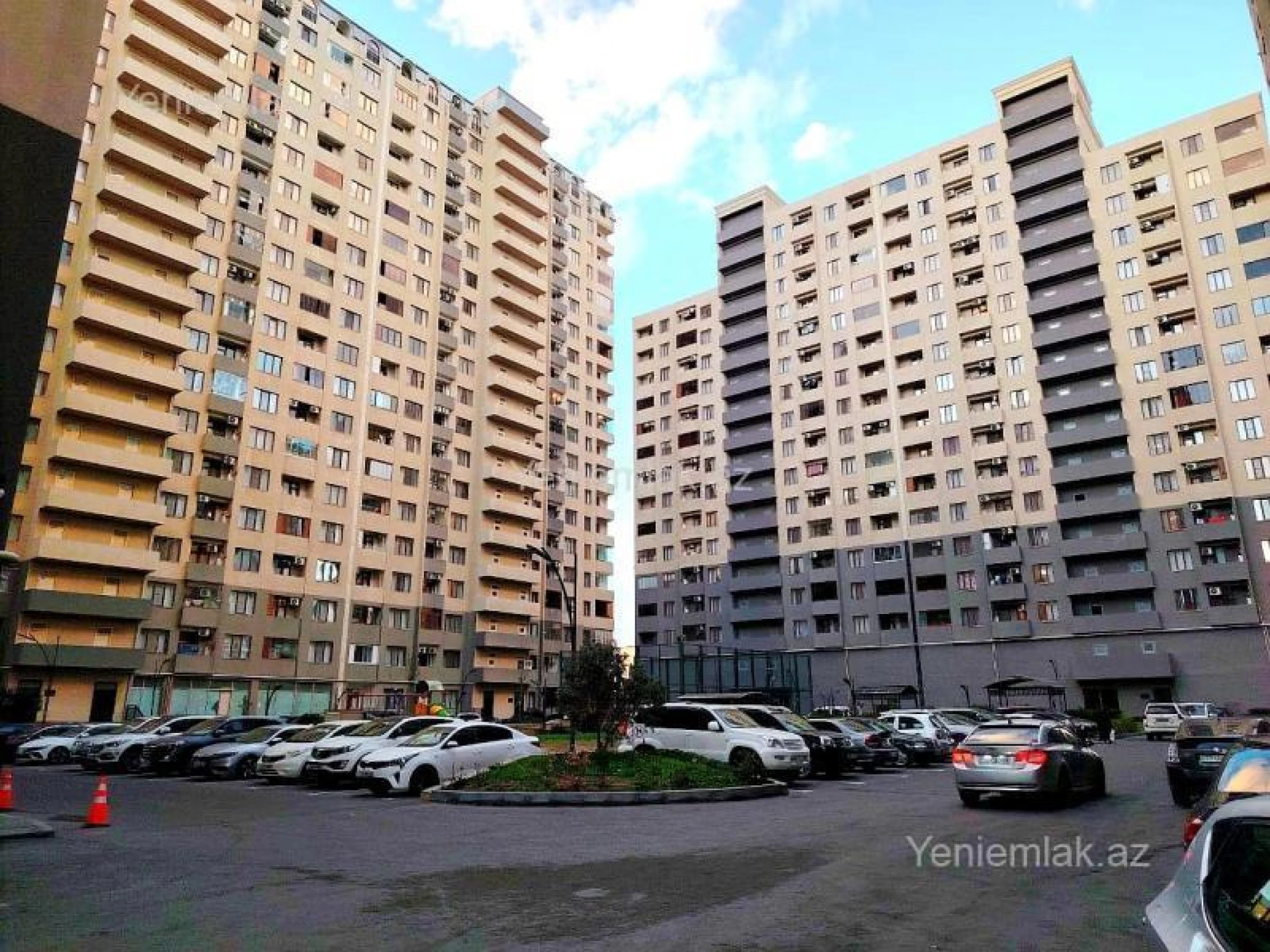 Satılır 5 otaqlı yeni tikili 160.5 m²