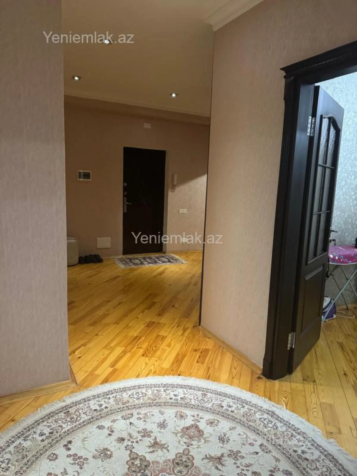 Satılır 3 otaqlı yeni tikili 125 m²