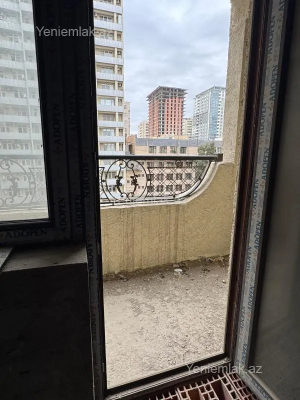 Satılır 2 otaqlı yeni tikili 100 m²